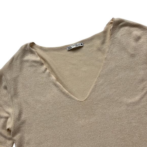 Zara Soft Knit V-Neck Sweater Size XL Beige Minimalist Lightweight - Picture 2 of 6